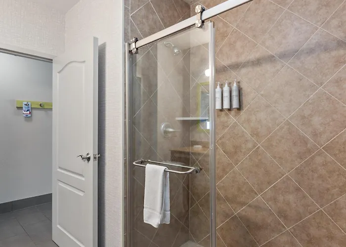 Hampton Inn & Suites Denison